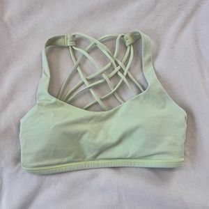 Lululemon free to be wild bra